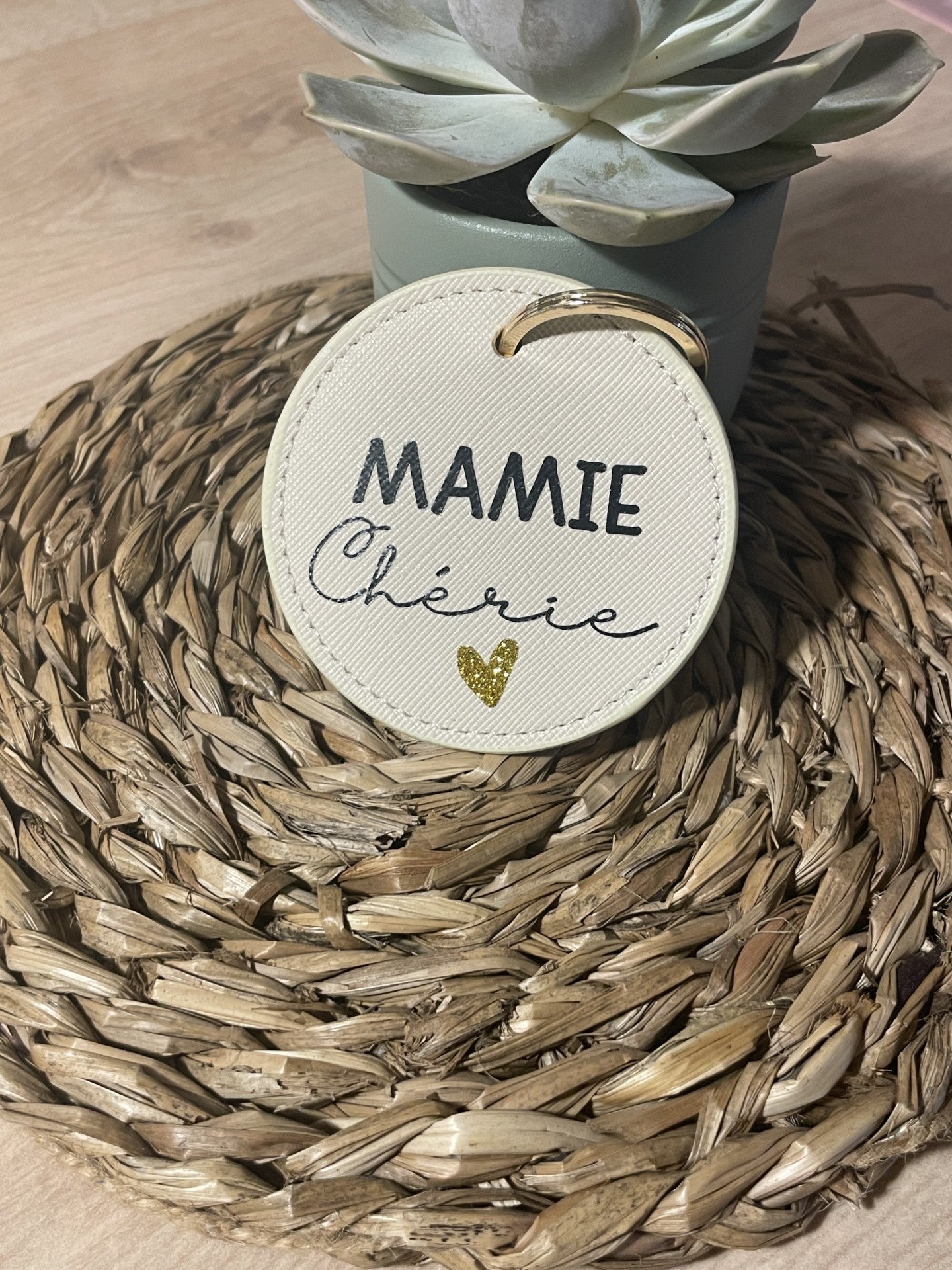 Porte clé "coeur chéri" mamie