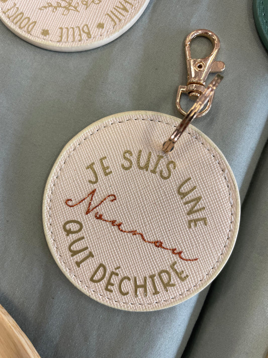 Porte clé nounou qui déchire